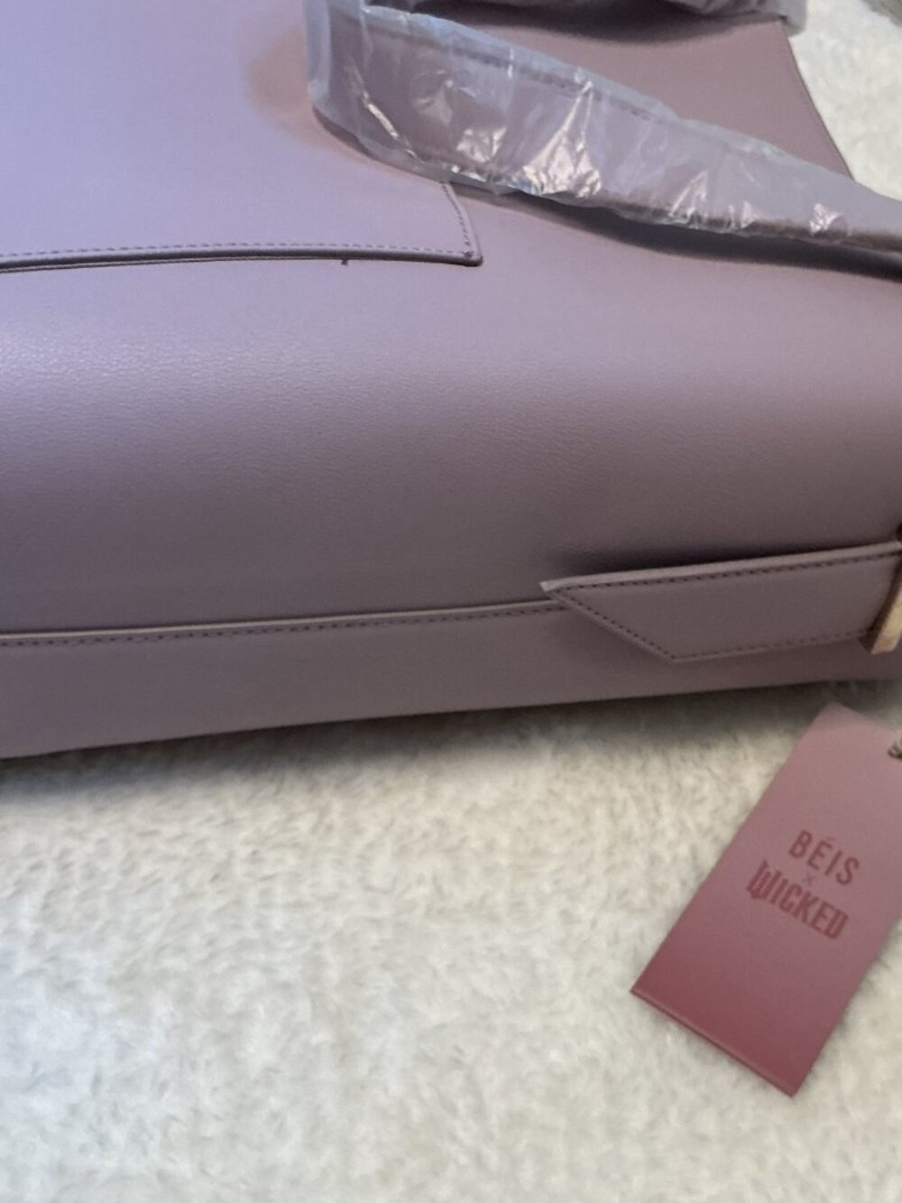 Beis - The Essential Tote in Wicked Pink (NEW WITH TAGS) - Picture 8 of 9
